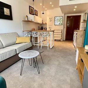 Appartement Bd Grosso 4 Prs, 300m Plage, Clim, Parking, Nice